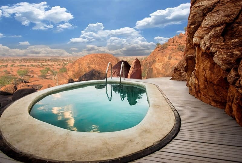 voyages de luxe namibie onduli ridge camp piscine