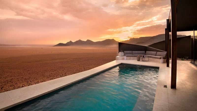 voyages de luxe namibie soussvlei desert lodges piscine