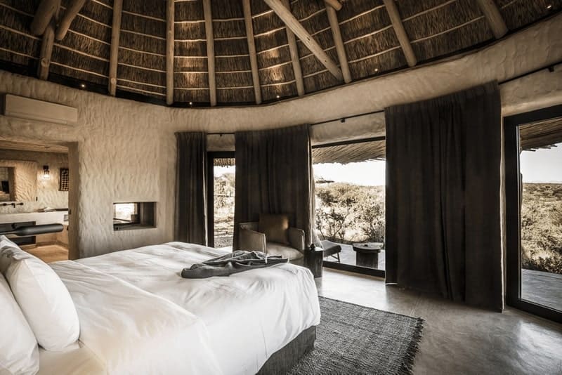 voyages de luxe namibie windhoek oumaanda lodge chambre