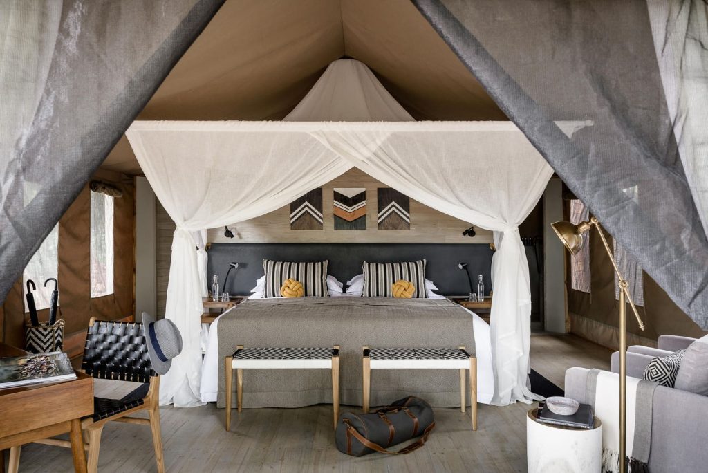 voyages de luxe tanzanie sanctuary swala camp lit chambre