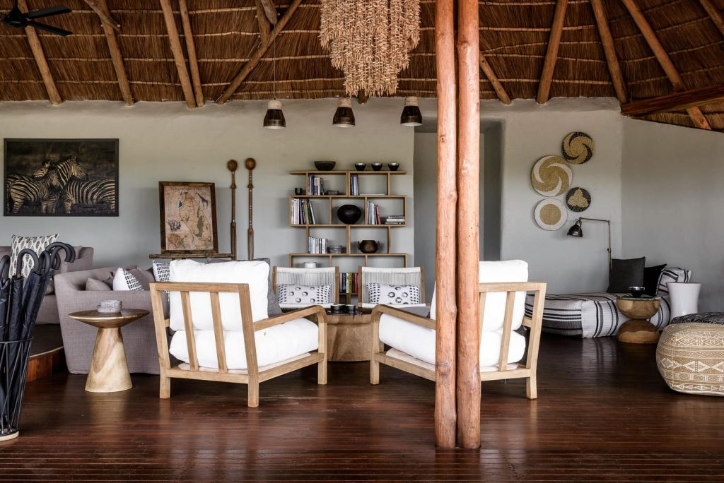 voyages de luxe tanzanie sanctuary swala camp salon fauteuils