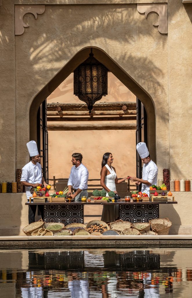 Qasr Al Sarab Desert Resort by Anantara. cuisinez avec le chef ! (Cuisine du Moyen-Orient)