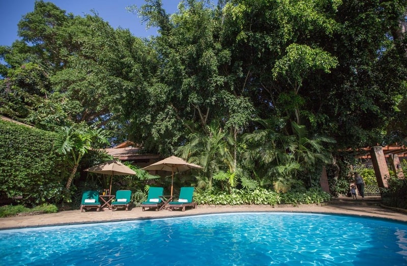 voyages-de-luxe-safari-zanzibar-arusha-coffee-piscine