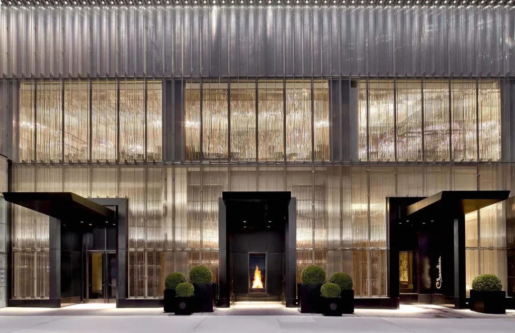 voyages-de-luxe-hotels-baccarat-hotel-new-york-hotel-interior-_hotel_exterior___