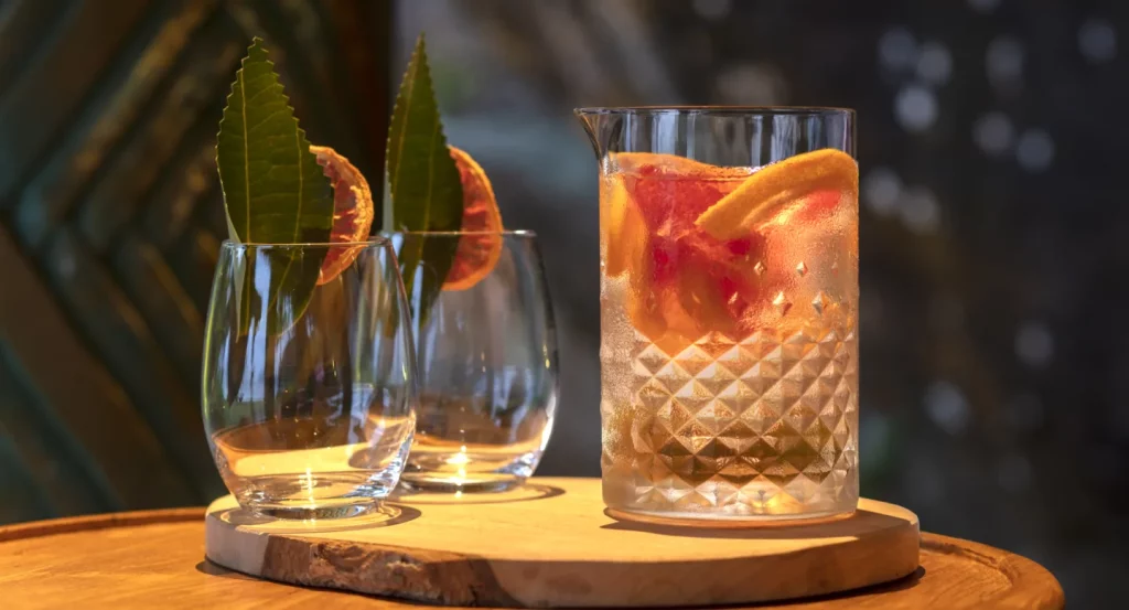 Voyages de luxe Antara Maia Seychelles Sunset Bar cocktail
