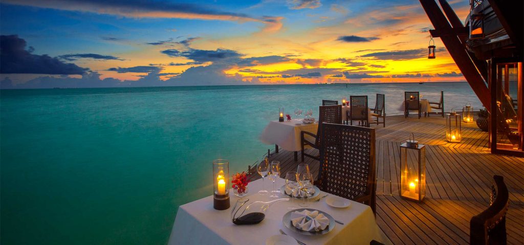 Baros-Maldives-Restaurant-voyages-de-luxe