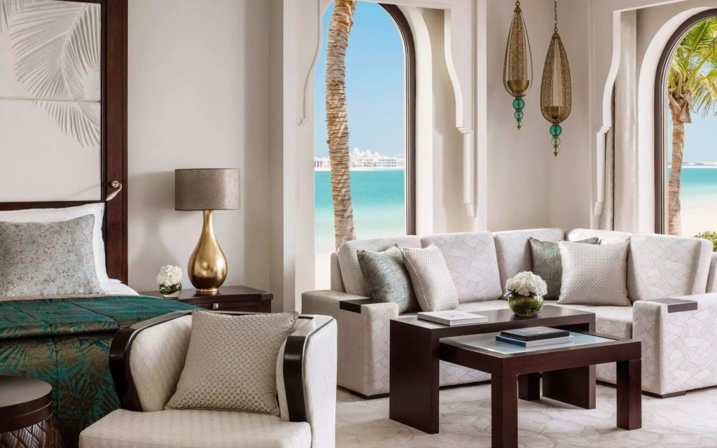 Profitez de votre séjour de luxe à Dubaï au sein de votre suite junior au One&Only The Palm