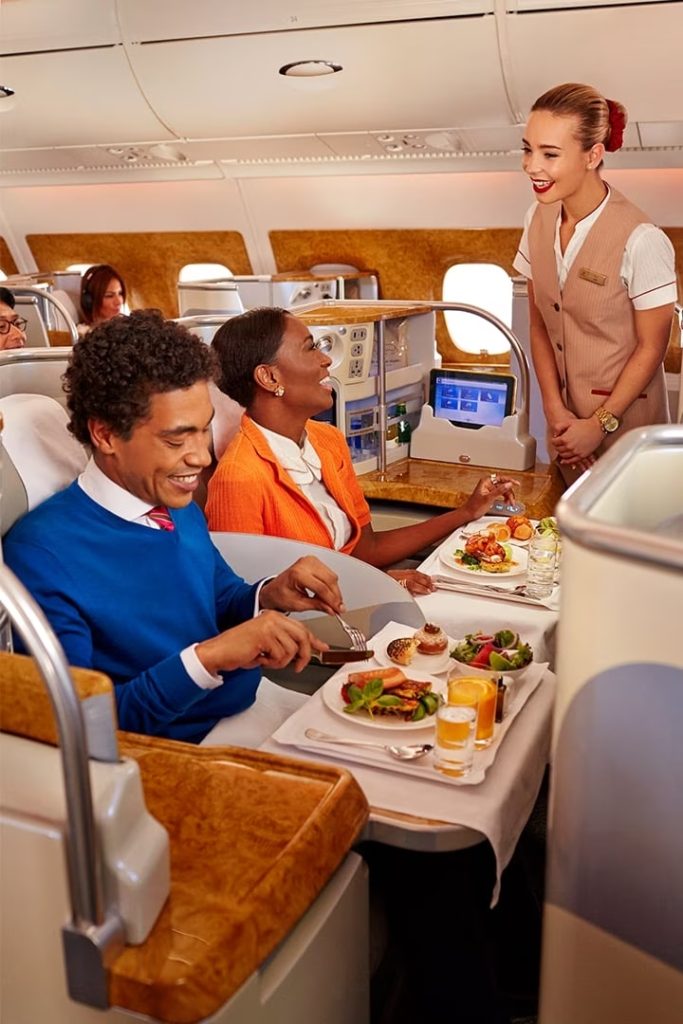 Pour votre Combiné Dubaï  île Maurice profitez des plats gastronomiques servis en vol 