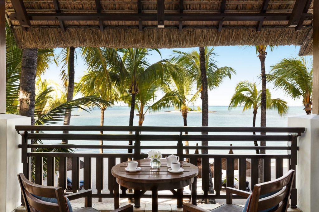 Profitez d'une vue exquise sur l'océan  indien dans votre hôtel de luxe à l'île Maurice - VOYAGES DE LUXE 