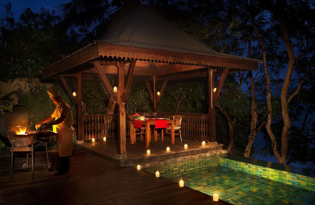 Diner-prive_-Villa-Seychelles_JA-Enchanted-Island-Resort