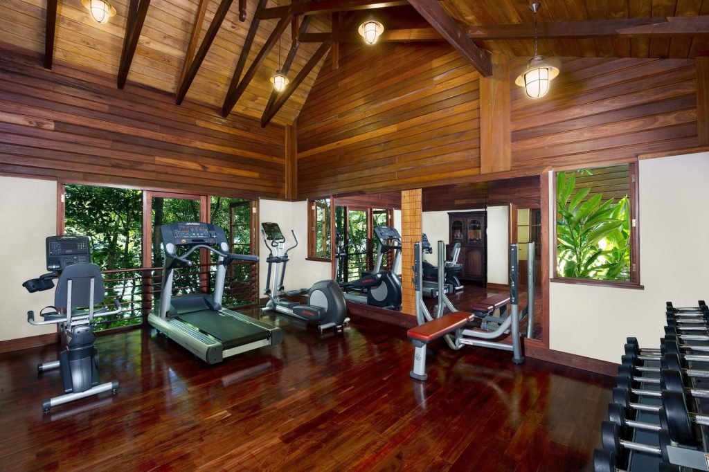Gardez la forme physique avec le centre de fitness au JA Enchanted Island Resort