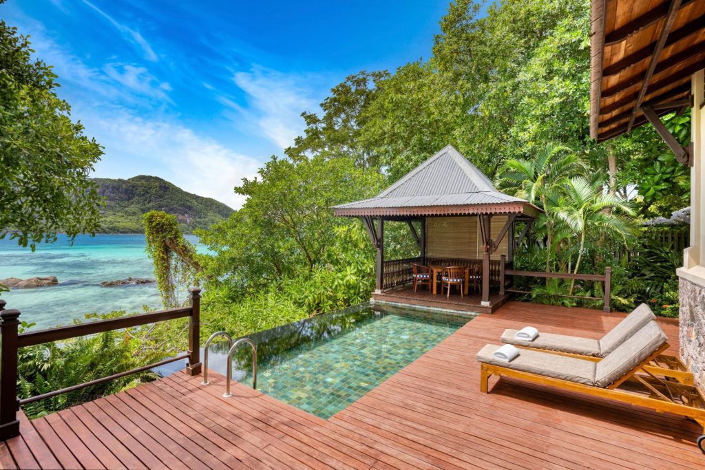 JA-Enchanted-Island-Resort_piscine-sea-view-owners-signature-villa