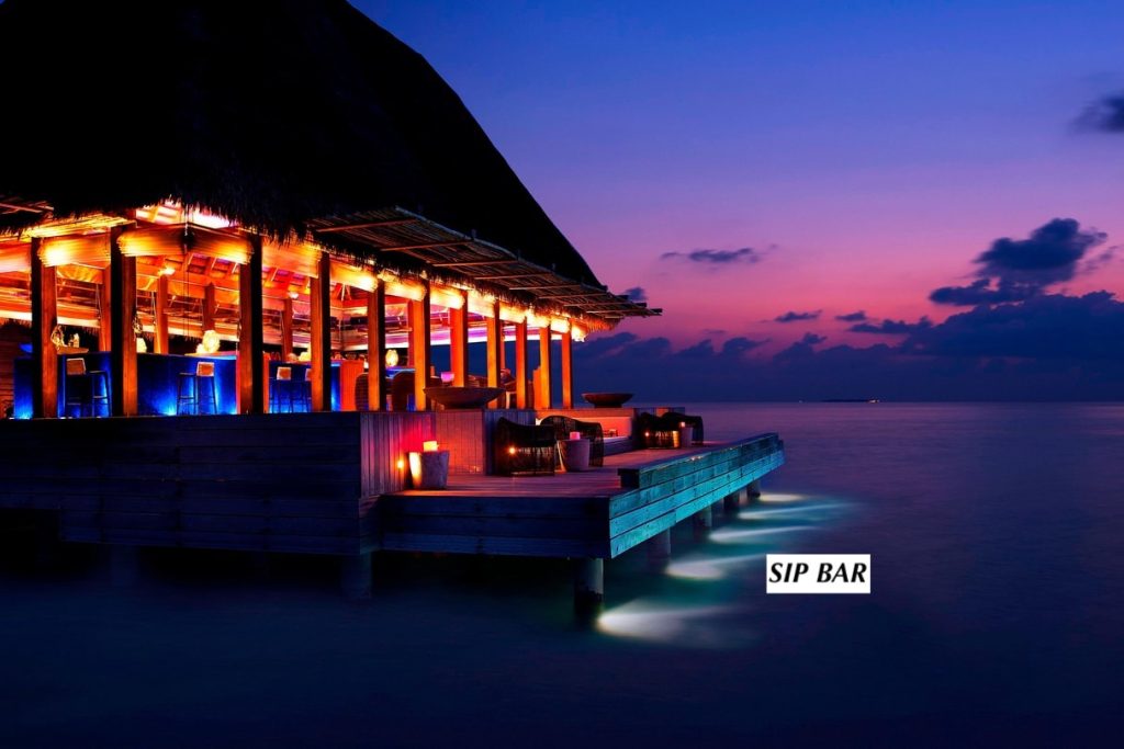 w-maldives-sip-bar