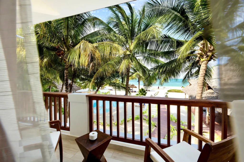 Vue magique sur l'océan indien pour votre voyage de luxe à Zanzibar