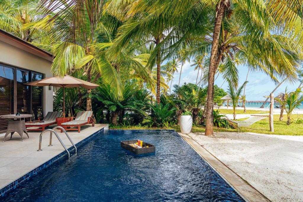 piscine-luxury-ocean-front-pool-villa