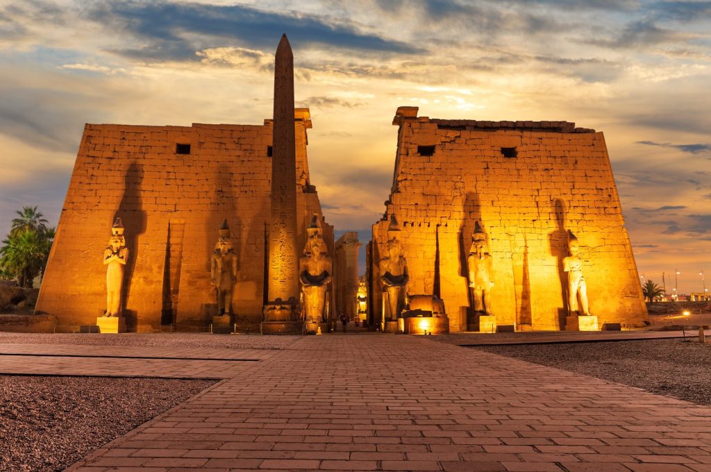 Le temple de Louxor, visite incontournable pour un voyage de luxe en Égypte
