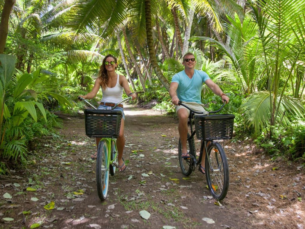 Plaisir d'explorer à vélo tous les trésors de Alphonse Island 
