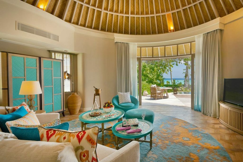 beach-house-living-room