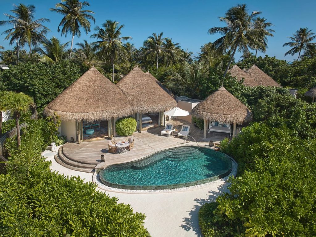 Appréciez votre séjour de luxe aux Maldives au Nautilus en réservant une villa plage avec piscine privée