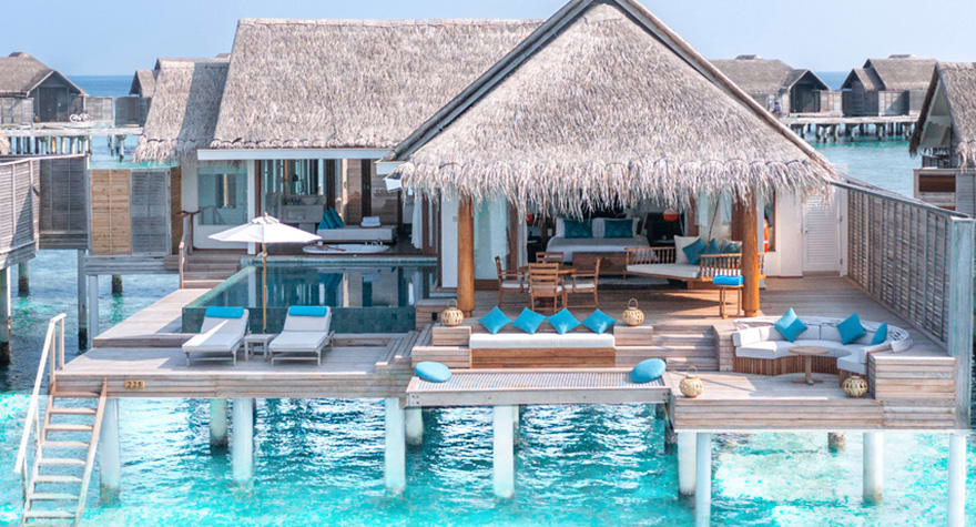 Séjournez en Villa de luxe sur pilotis avec piscine privée aux Maldives sur l'île-hôtel Anantara Kihavah Maldives Villas