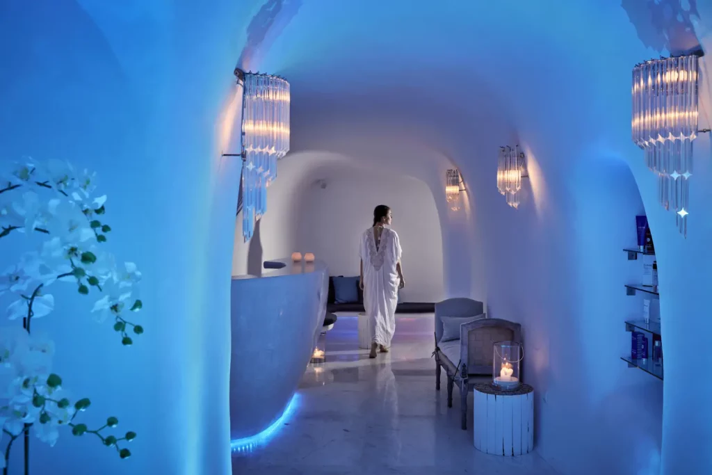 canaves-oia-suites-spa