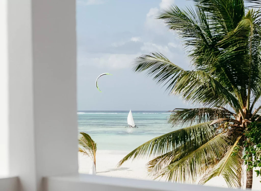 lux-marijani-beachfront-executive-room-terrasse