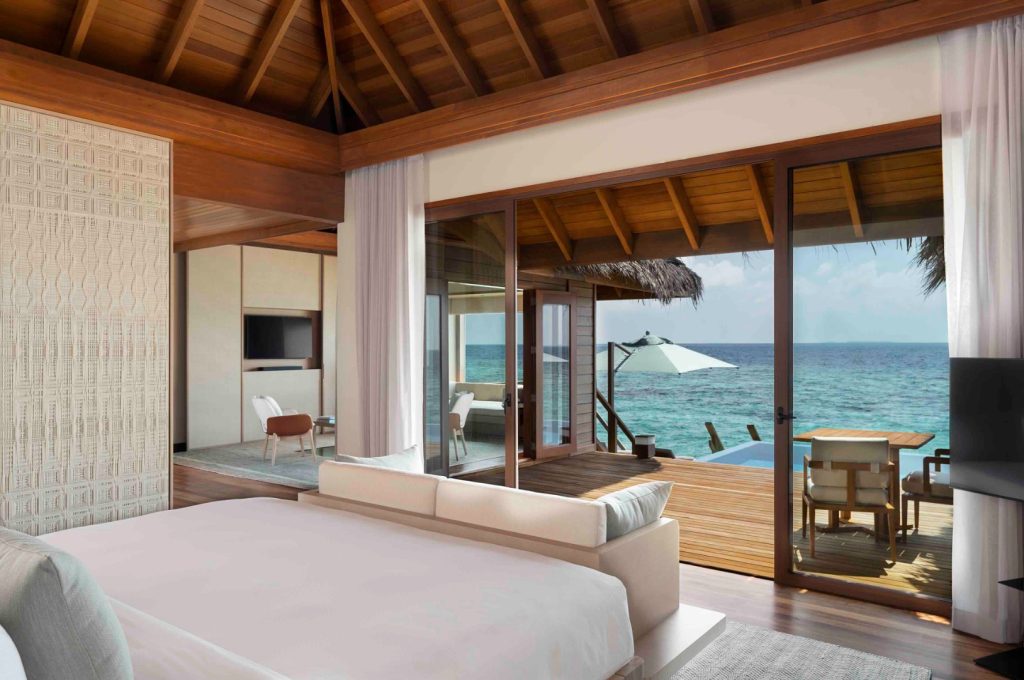 ocean-bungalow-with-pool-chambre