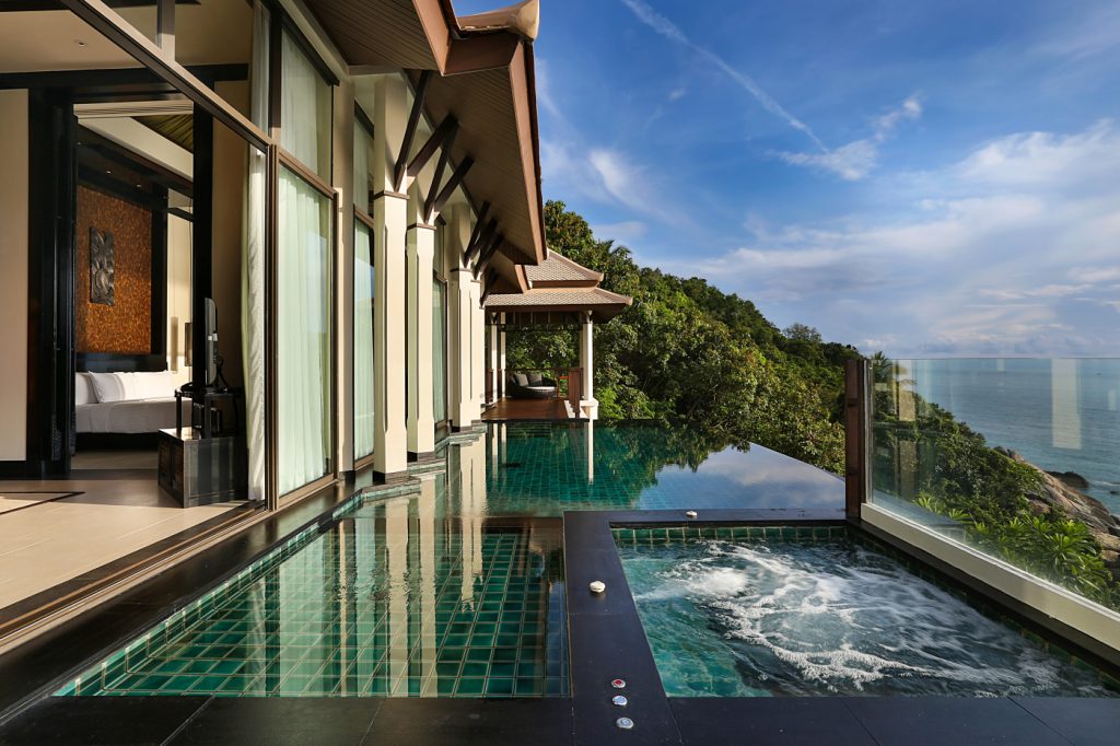 royal-banyan-ocean-pool-villa-piscines