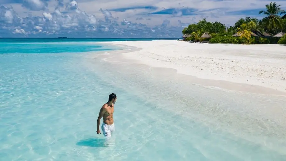 banyan-tree-vabbinfaru-lagon