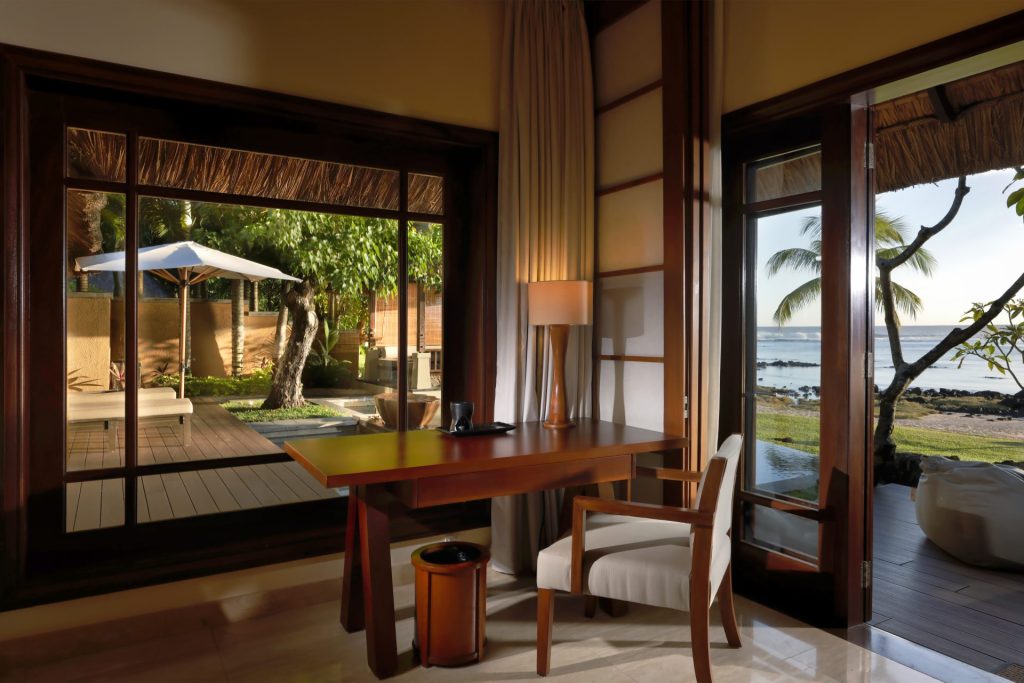 Shanti Maurice Resort _ Spa_Beachfront Suite Pool Villa_Bureau