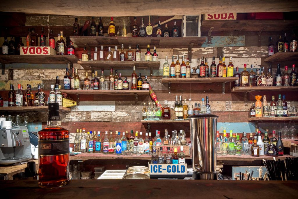 Shanti Maurice Resort _ Spa_Rum Shed Bar