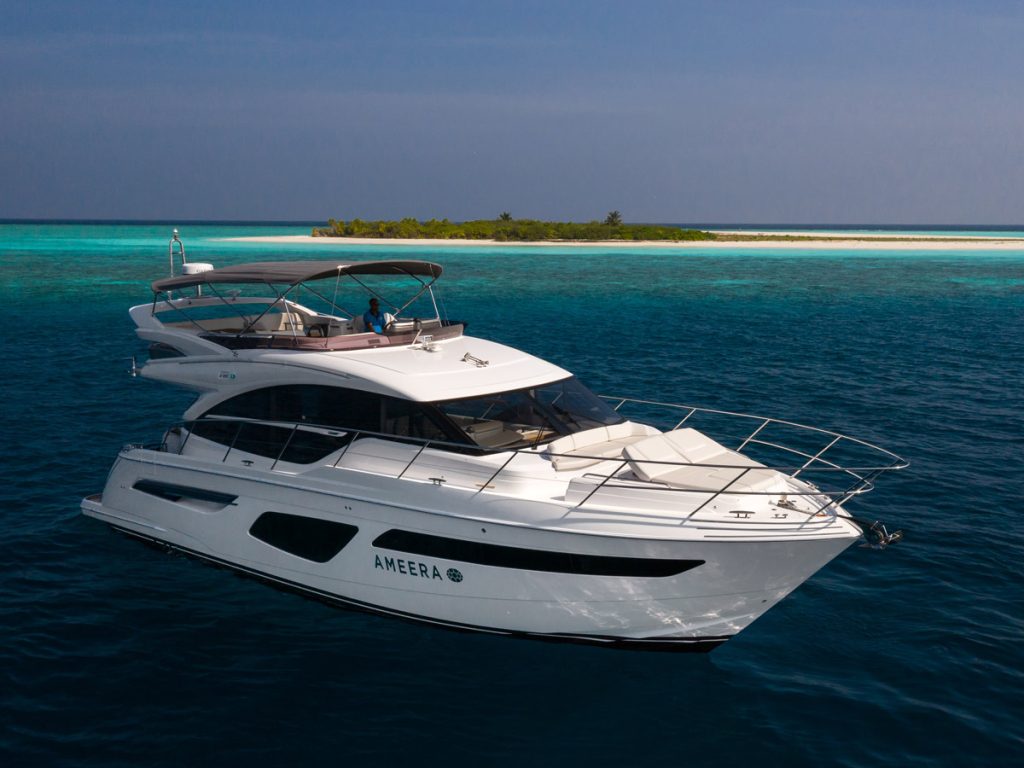 excusion-yacht-privé-maldives-velaa