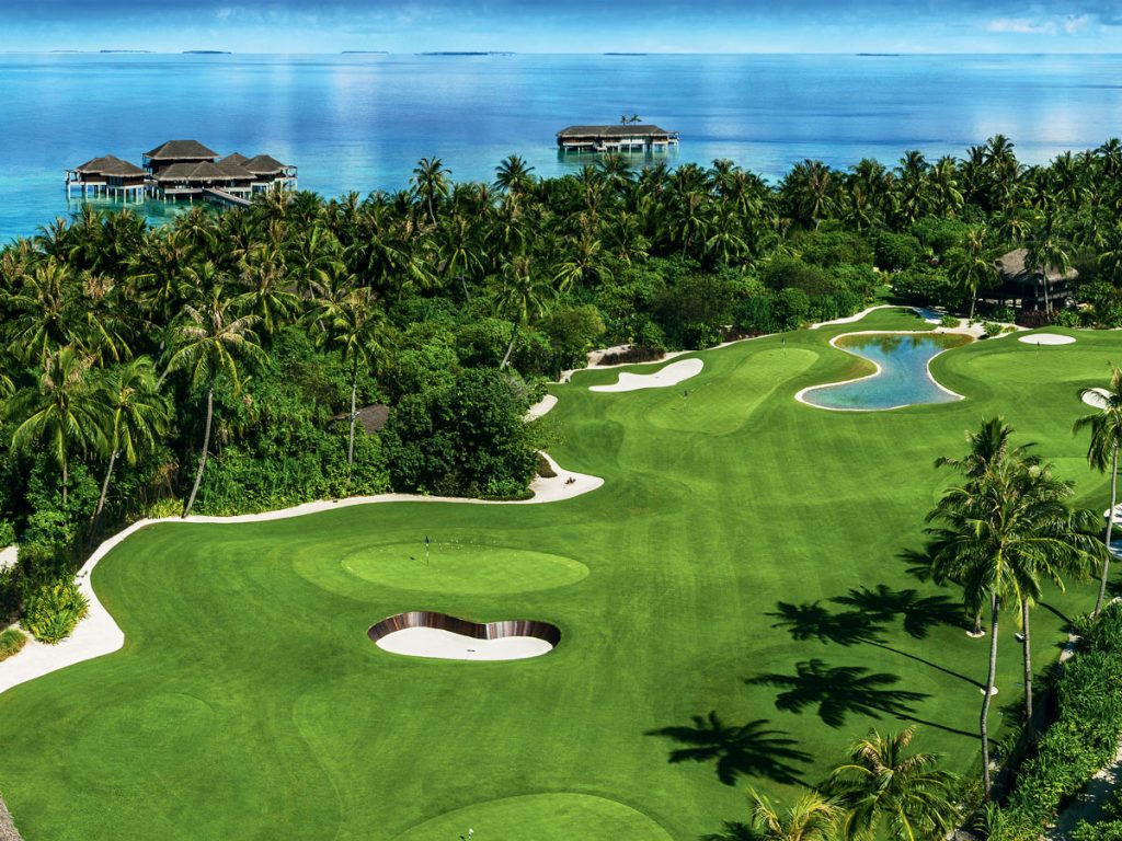 golf-maldives-velaa-private-island