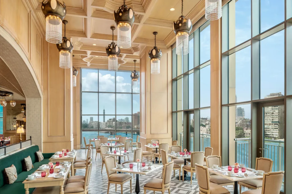 la-zisa-terrace-restaurant-st-regis-cairo