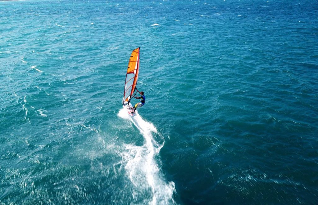 planche-à-voile-st-nicolas-bay