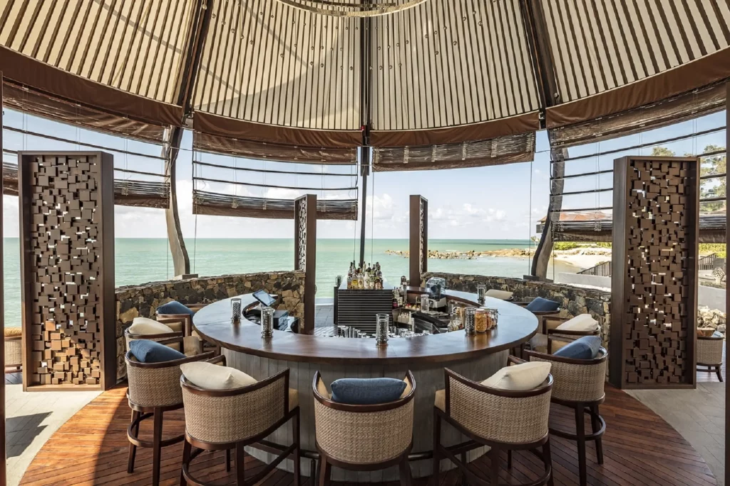 the-beach-grill-bar-ritz-carlton-langkawi