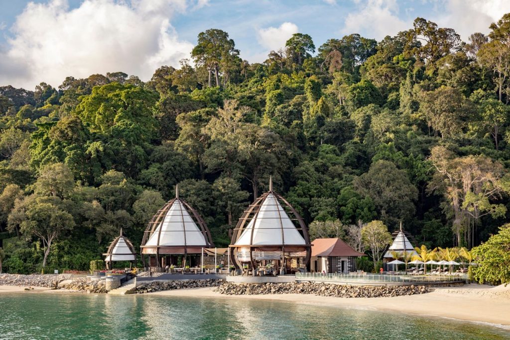 the-beach-grill-the-ritz-carlton-langkawi