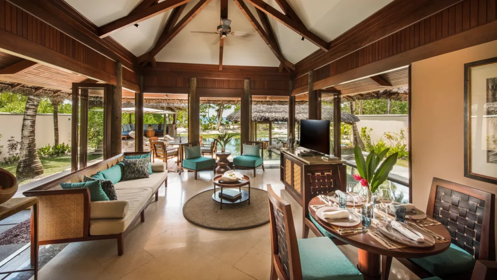 Constance-Lemuria-Pool-Villa-Salon