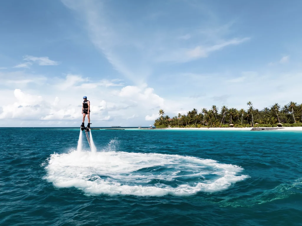 Sport-nautique-constance-halaveli