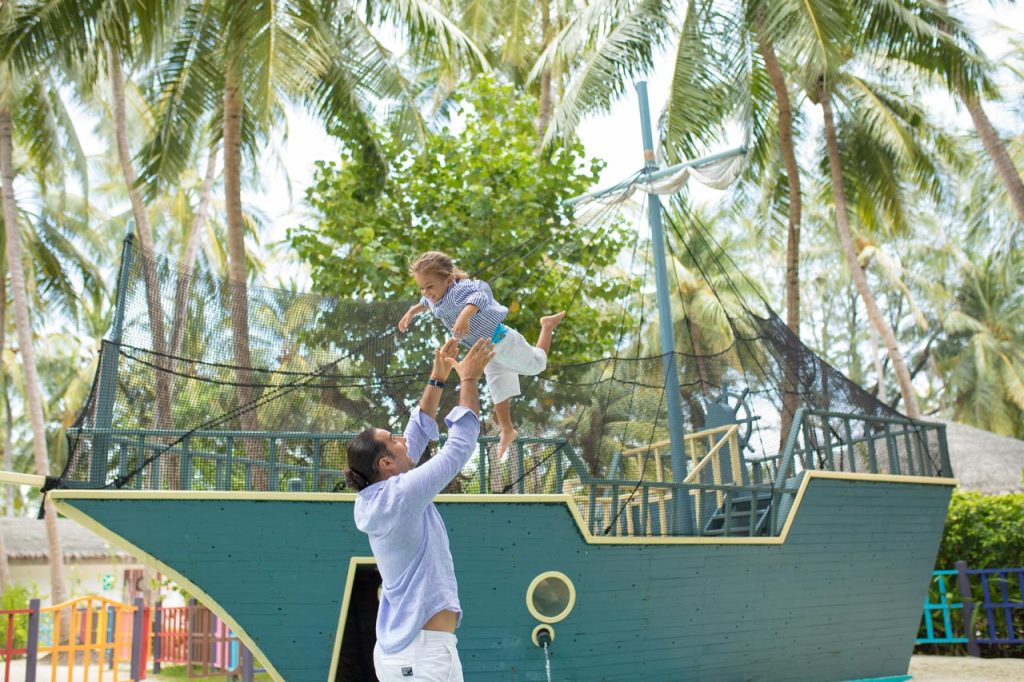 Kids Club aux Maldives – LUX* South Ari Atoll