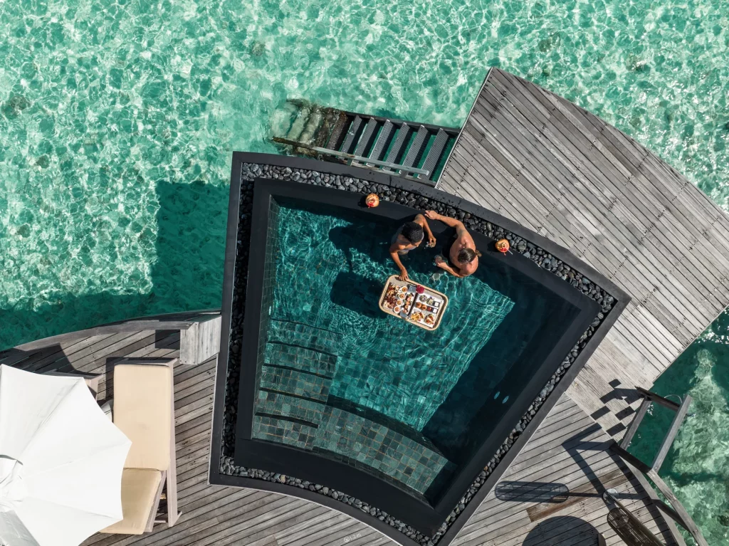 constance-halaveli-water-villa