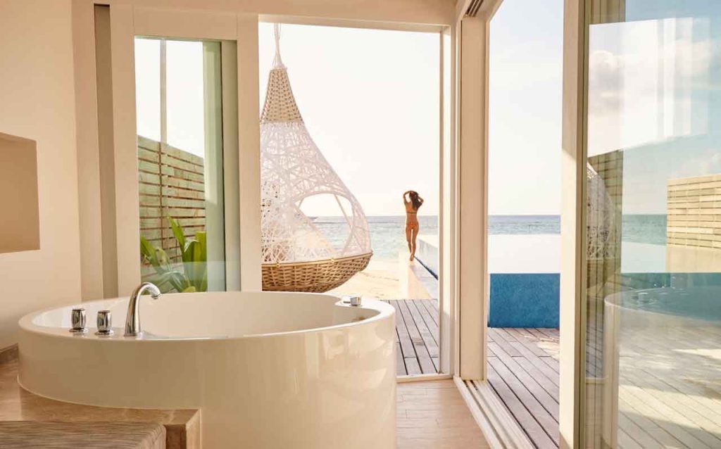 temptation-pool-water-villa_salle-de-bain
