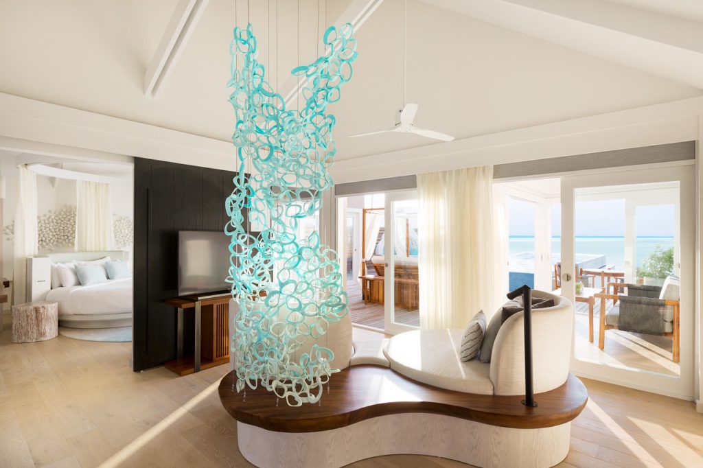 temptation-pool-water-villa_salon