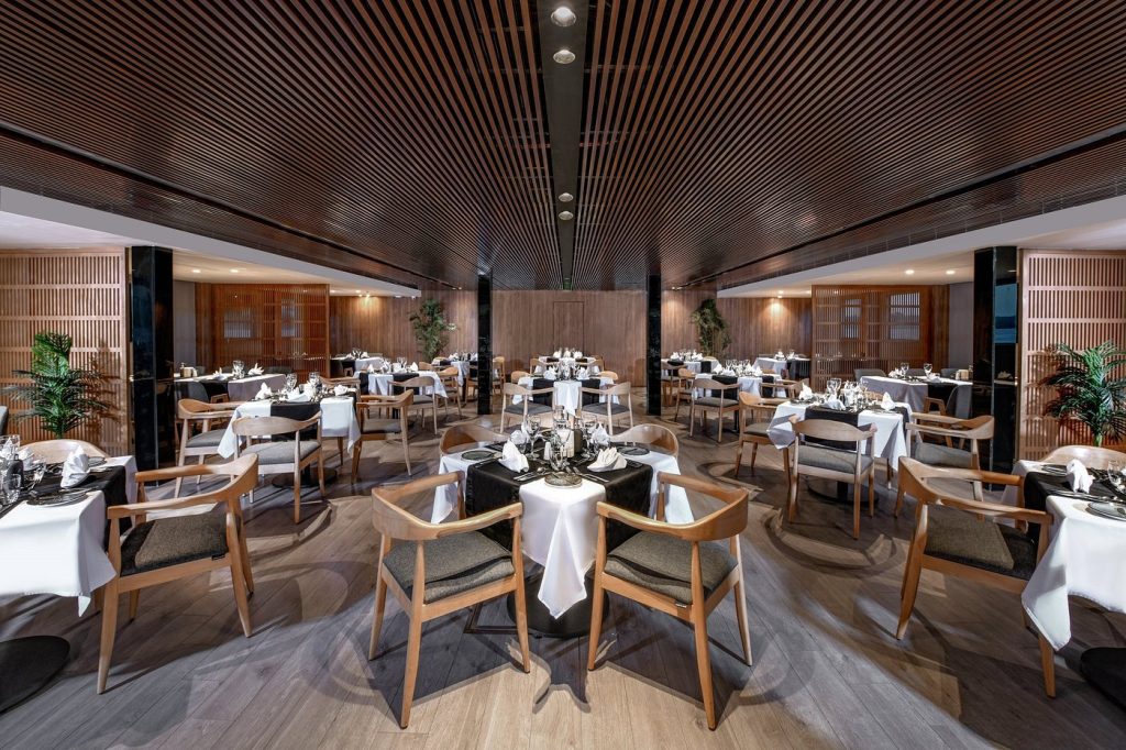 historia-nile-cruise-restaurant-luxe