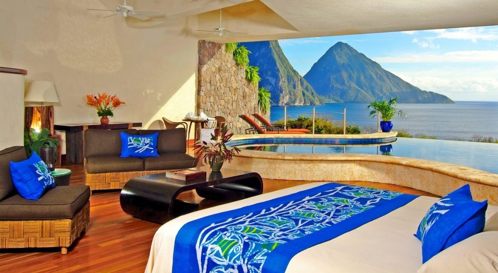 jade-mountain-moon-sanctuary-interieur-vue-pitons