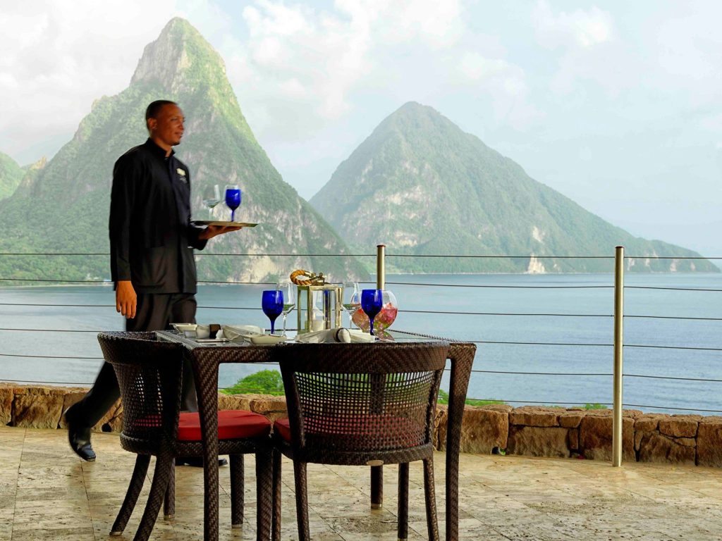 jade-mountain-service-restaurant-vue-pitons-sainte-lucie