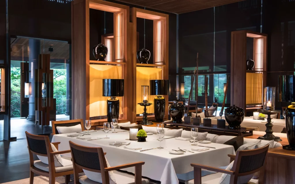 restaurant Amanoi intérieur élégant resort Aman parc national Nui Chua Vietnam