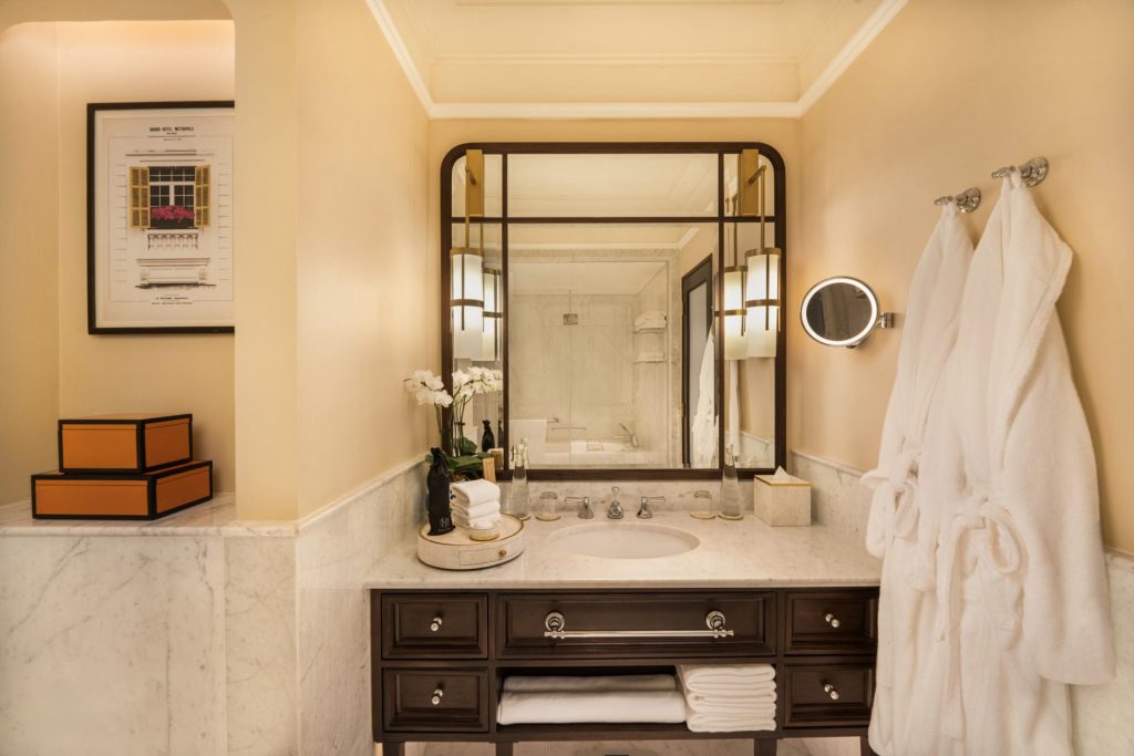 sofitel-legend-metropole-hanoi-metropole-suite-salle-de-bain
