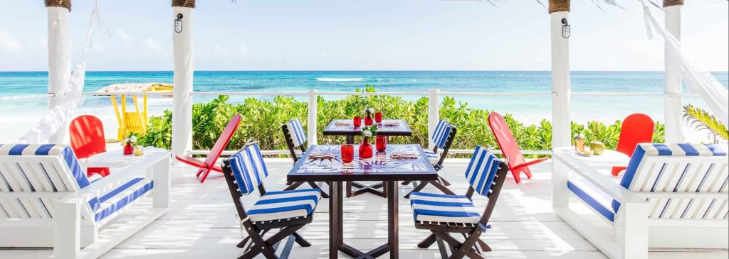 Restaurant Mistura avec vue sur la mer des Caraïbes à Hotel Esencia sur la Riviera Maya