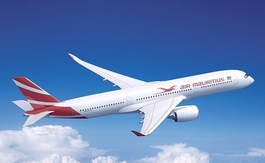 Avion Air Mauritius en vol reliant Paris à l’île Maurice en vol direct